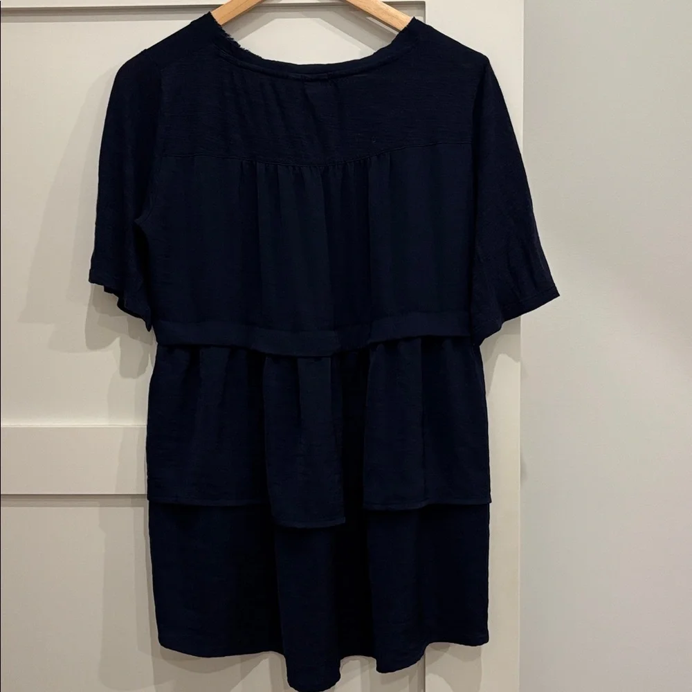 GAP Ruffle Back Top - Picture 3 of 4